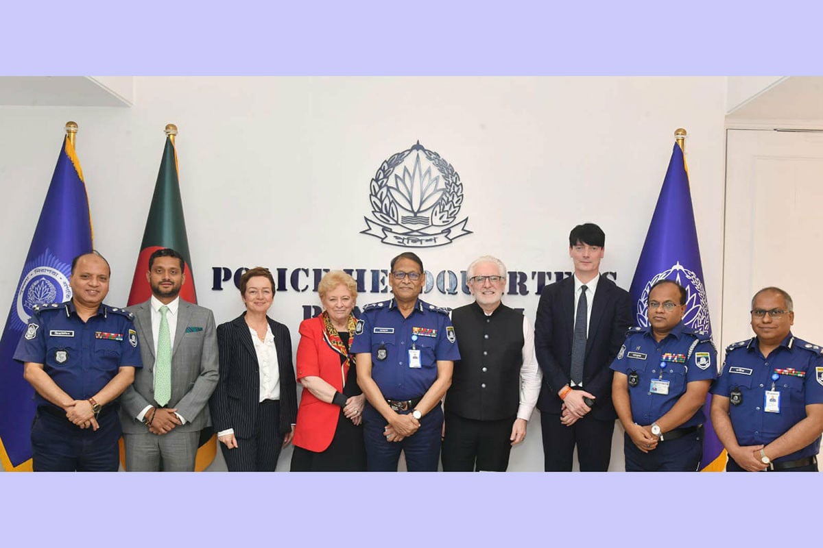 আইজিপির সঙ্গে আয়ারল্যান্ড ও ইইউ প্রতিনিধিদলের সাক্ষাৎ