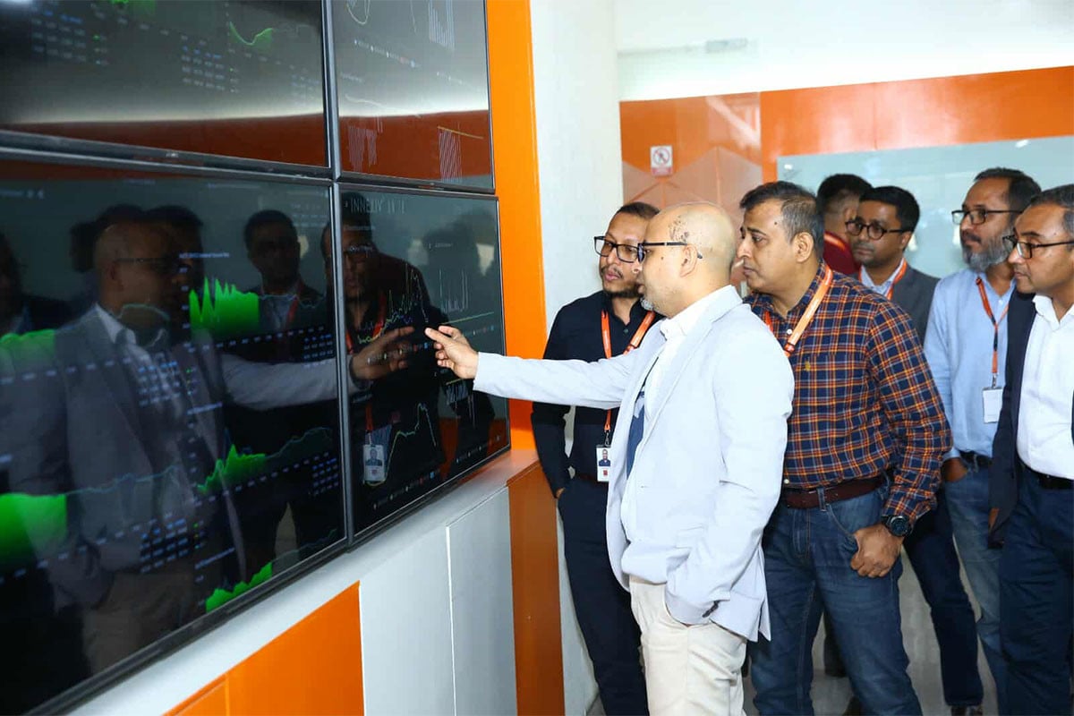 গ্রাহকদের জন্য মানসম্পন্ন সংযোগ ও তরঙ্গের সুষম বণ্টন জরুরি : তৈয়্যব