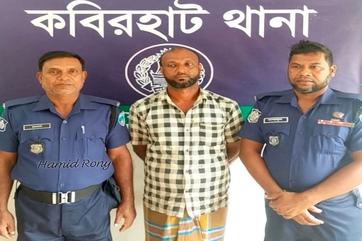 কবিরহাটে ৬ জন নিহতের ঘটনায় মামলা, ট্রাকচালক গ্রেপ্তার