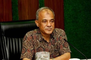 আওয়ামী লীগের কর্মসূচি প্রতিহতে কঠোর নির্দেশ দেওয়া হয়েছে : স্বরাষ্ট্র উপদেষ্টা