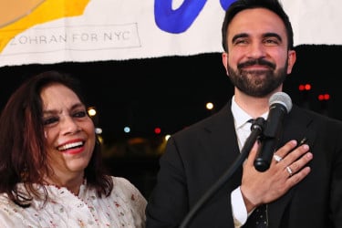 ছেলের সাফল্যে কী বললেন মামদানির মা মীরা নায়ার?