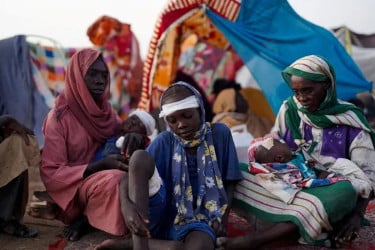 সুদানে জানাজায় হামলা, নিহত ৪০