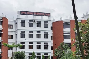 বেরোবির সহযোগী অধ্যাপক ড. শাকিবুল ইসলামকে দায়িত্ব থেকে অব্যাহতি