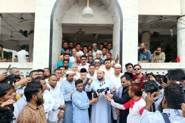 চট্টগ্রাম-৫ আসনে বিএনপি প্রার্থী মীর হেলালের নির্বাচনী প্রচারণা শুরু