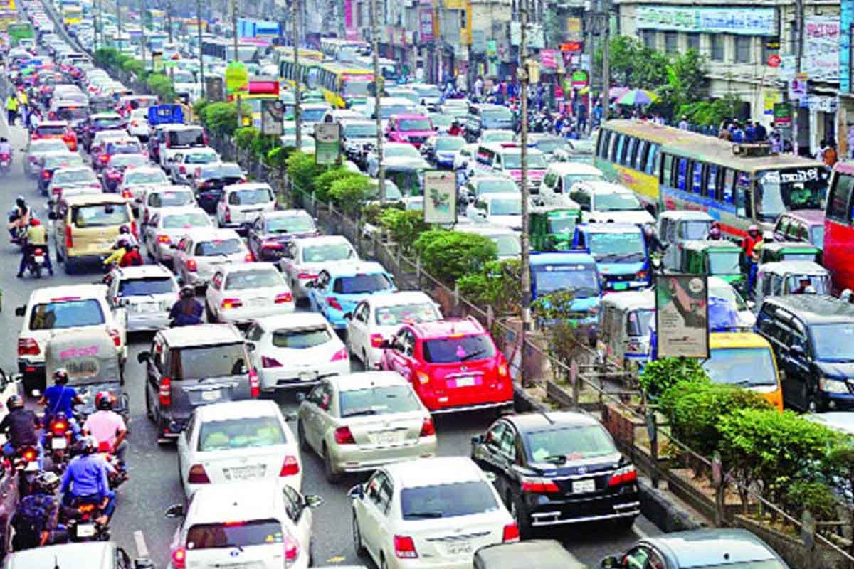 আজ রাজধানীর যেসব সড়ক এড়িয়ে চলবেন