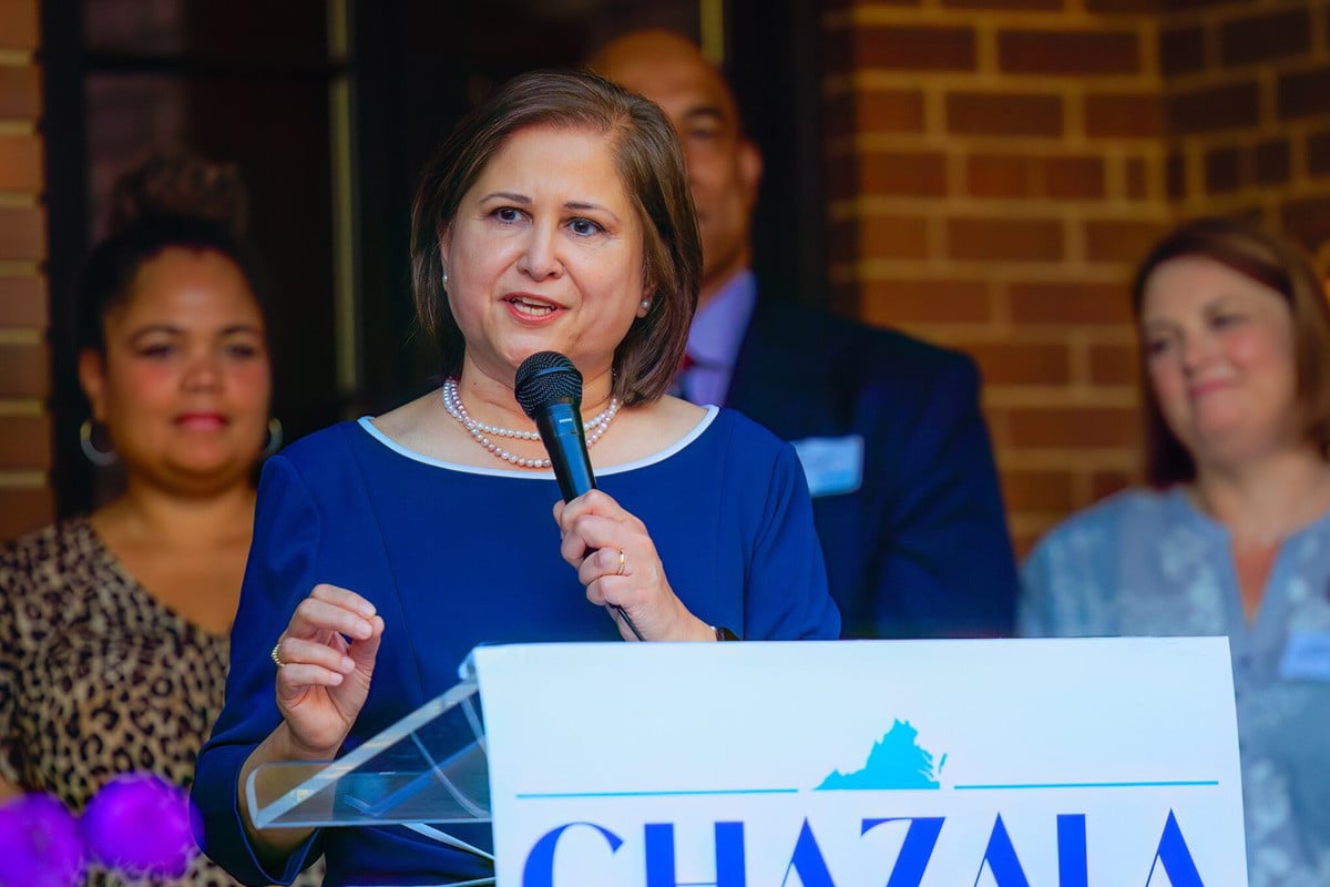 ভার্জিনিয়ায় ইতিহাস গড়লেন ভারতীয় বংশোদ্ভূত মুসলিম ঘাজালা