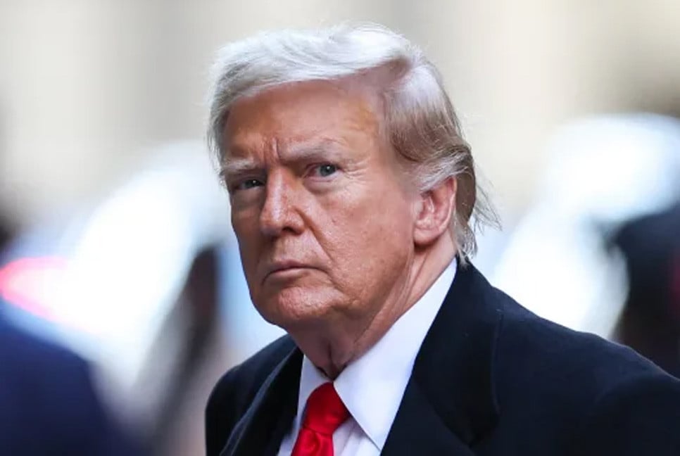 শুল্ক নীতি নিয়ে উচ্চ আদালতের শুনানিতে তীব্র প্রশ্নের মুখে ট্রাম্প