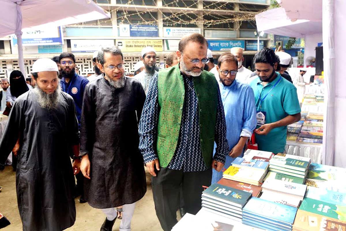 ঢাবিতে শীতকালীন বইমেলা শুরু