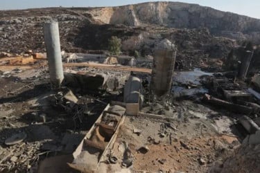 লেবাননের দক্ষিণে ইসরায়েলি হামলায় নিহত ১