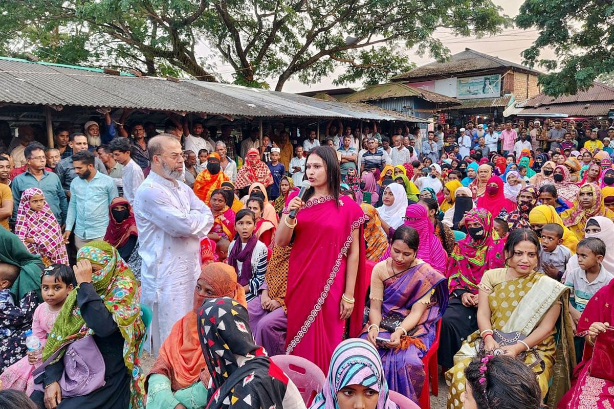ধানের শীষের পক্ষে জনমত বাড়াতে মোংলায় বিএনপির উঠান বৈঠক