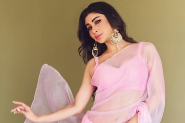 ঘটনাটি অনেকদিন পর্যন্ত আমাকে অস্বস্তিতে ফেলে, এখনো মনে পড়ে: মৌনী