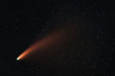 সূর্যের কাছ থেকে ফিরে এলো সোনালি ধূমকেতু, বিস্মিত বিজ্ঞানীরা