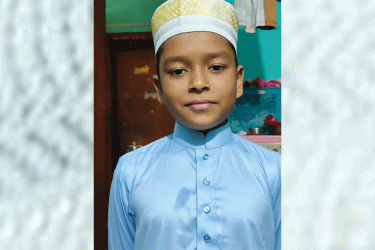 ছয় মাসেই কোরআনের হাফেজ ১১ বছরের শিশু