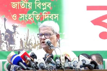নির্বাচন ও গণভোট একই দিনে হতে হবে : মির্জা ফখরুল