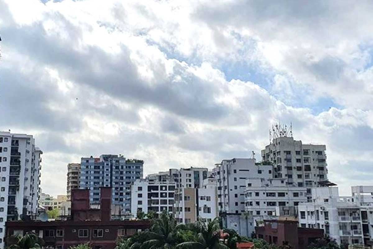 ঢাকার আকাশ সন্ধ্যা পর্যন্ত মেঘলা থাকতে পারে