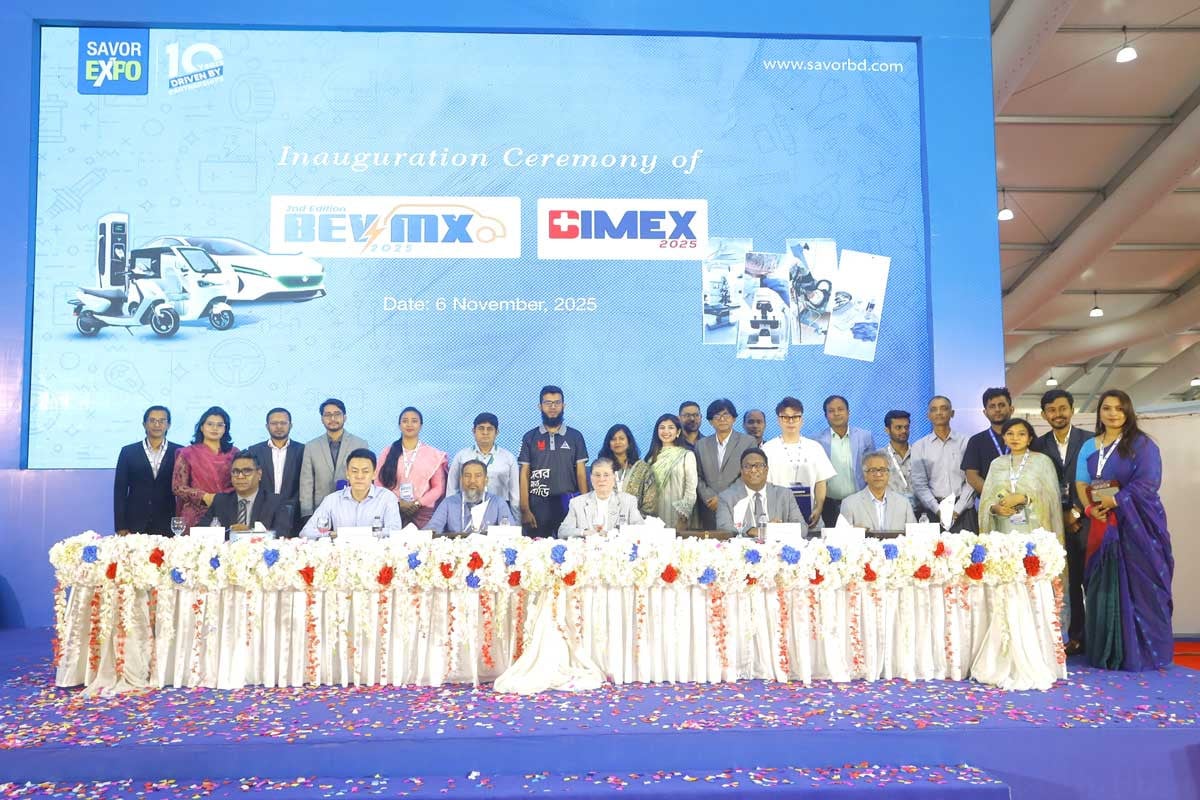 আইসিসিবিতে চলছে ইলেকট্রিক গাড়ি-বাইক ও মেডিকেল প্রযুক্তির প্রদর্শনী