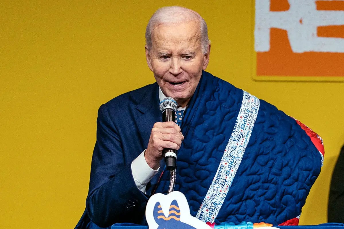 গণতন্ত্রকে ধ্বংস ও যুক্তরাষ্ট্রকে বিব্রত করছেন ট্রাম্প: বাইডেন