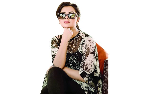 শাকিবকে নিয়ে বুবলী