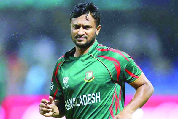 রয়্যাল চ্যাম্পসের অধিনায়ক