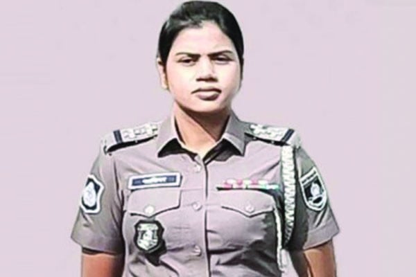 ১৫ নভেম্বর থেকে নতুন পোশাকে পুলিশ