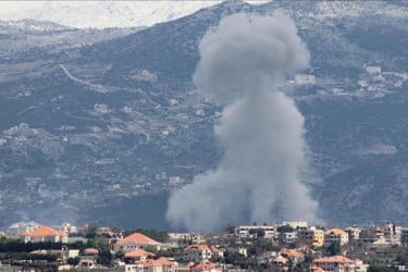 লেবাননে হাসপাতালের কাছে ড্রোন হামলা চালাল ইসরায়েল