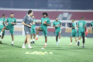 বাংলাদেশ-ভারত ম্যাচের টিকিটের মূল্য প্রকাশ, কাটবেন যেভাবে