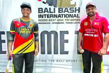 আন্তর্জাতিক ক্রিকেটে প্রথম বাবা-ছেলে