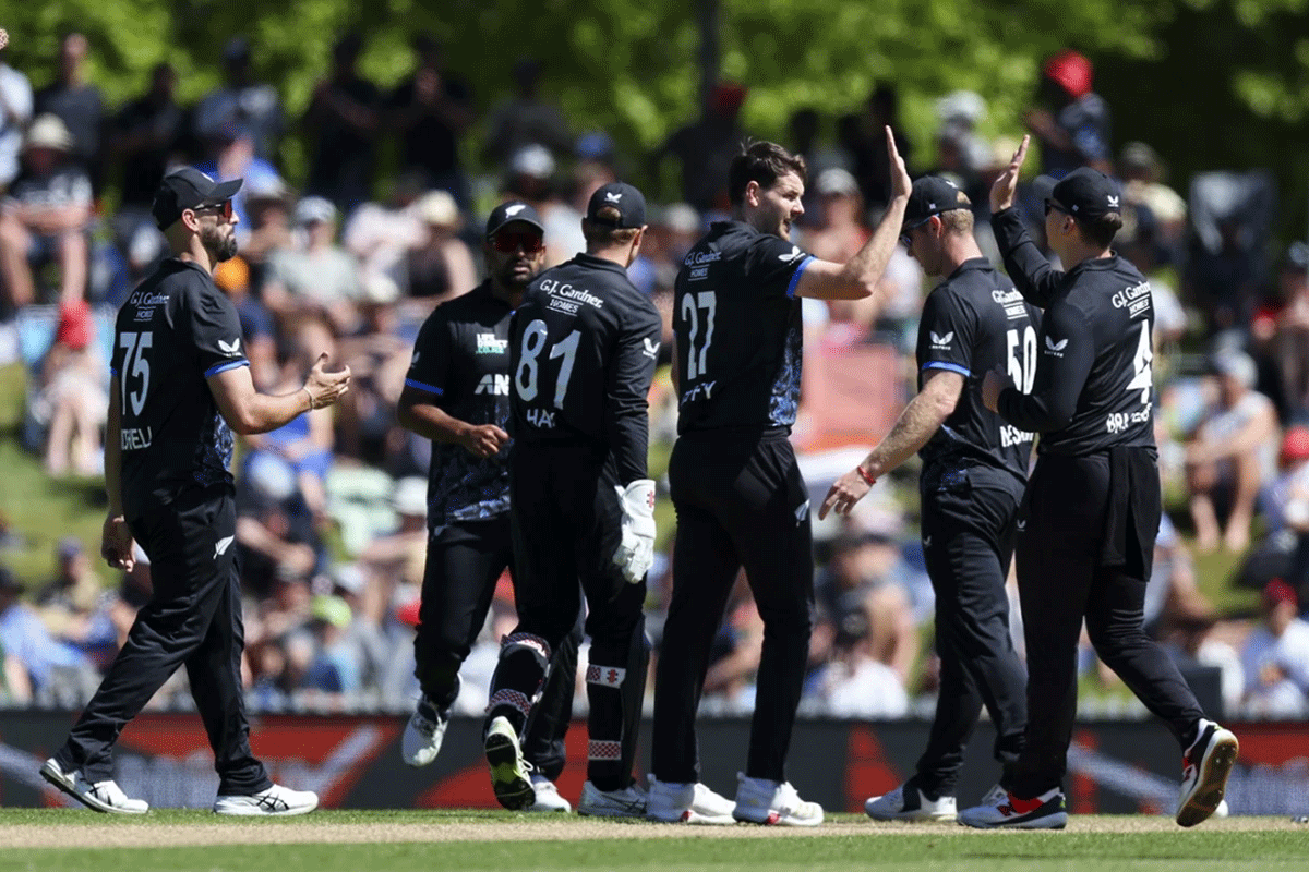 রেকর্ড জুটির পরও হারল ওয়েস্ট ইন্ডিজ