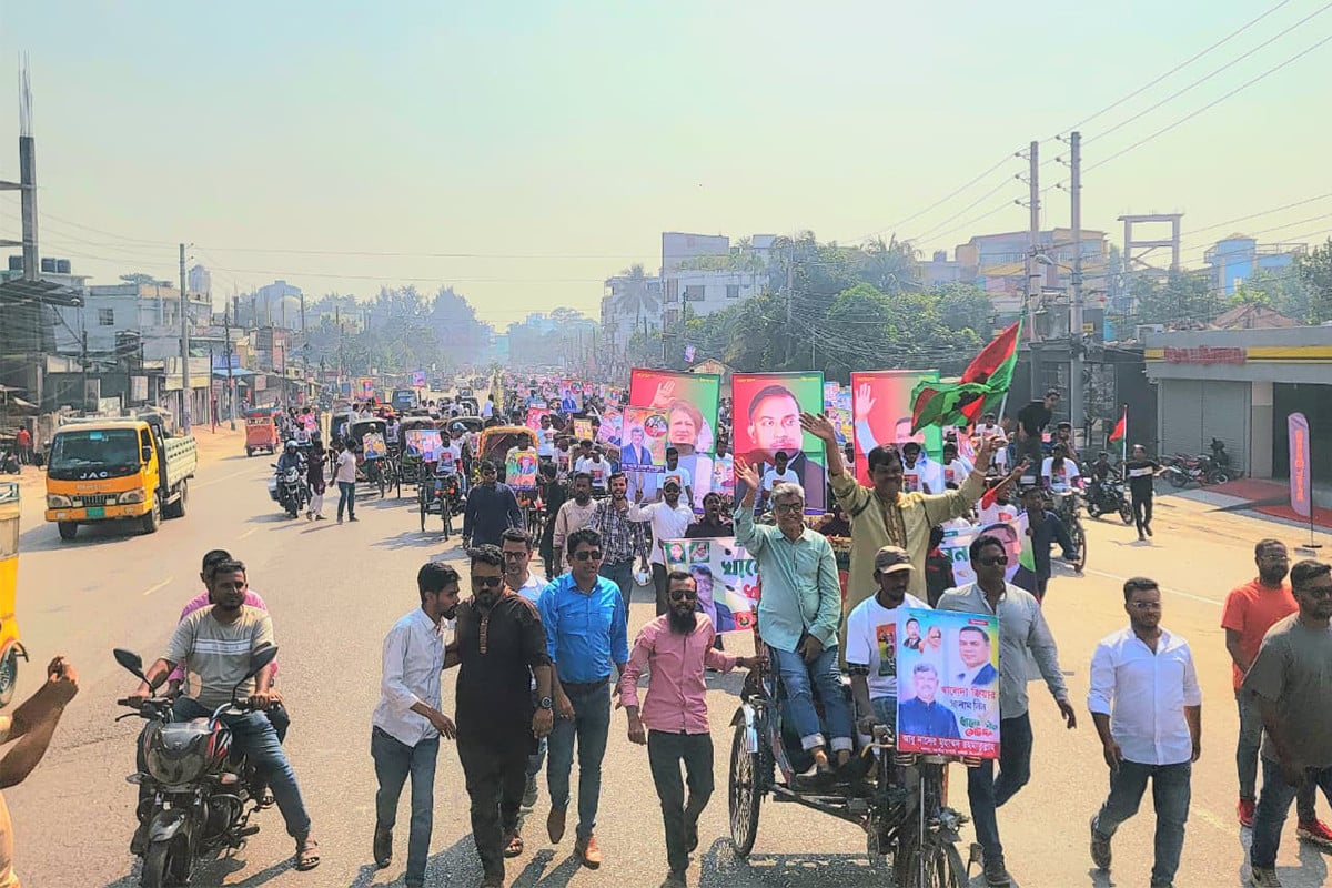 ধানের শীষে ভোট চেয়ে বরিশালে রিকশার‍্যালি