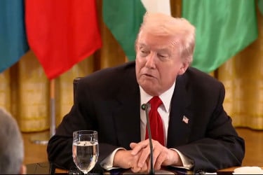 ট্রাম্পের বিরুদ্ধে ক্ষমতার অপব্যবহারের অভিযোগ