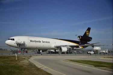 যুক্তরাষ্ট্রে সব এমডি-১১ কার্গো বিমান উড্ডয়ন বন্ধ