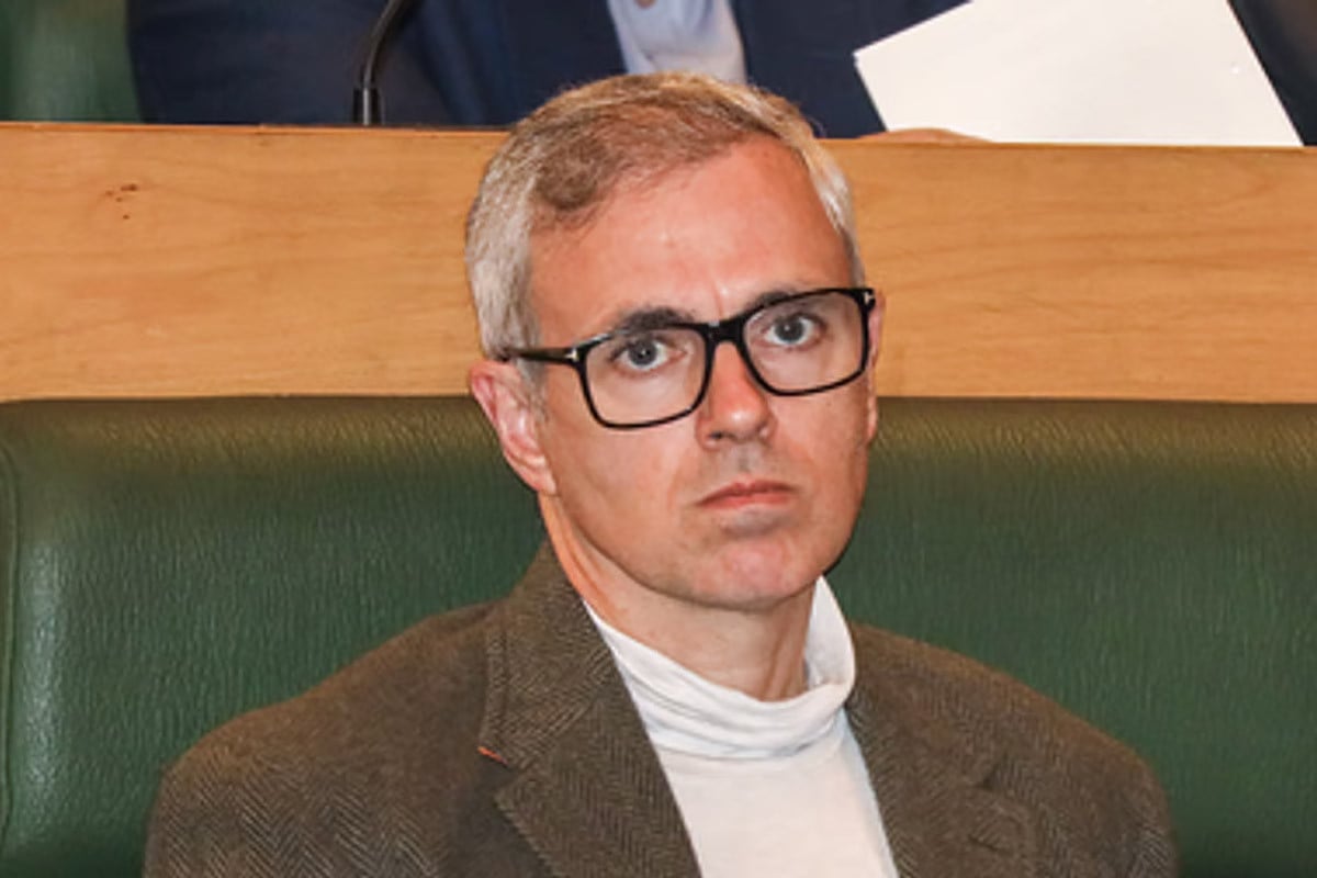 জোট গঠনের অভিযোগ শর্মার, কসম কেটে অস্বীকার ওমরের