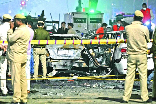 দিল্লিতে গাড়িবোমায় নিহত ১৩