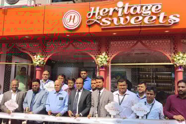 বসুন্ধরা আবাসিকে ‘হেরিটেজ সুইটস’-এর তৃতীয় শাখা উদ্বোধন