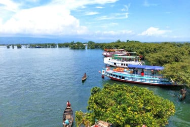 টাঙ্গুয়ার হাওরে উচ্চস্বরে গান-বাজনা ও পার্টি আয়োজন করা যাবে না