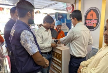 কসবায় ৫ রেস্টুরেন্টকে ৮০ হাজার টাকা জরিমানা