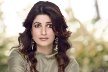 এখনকার প্রজন্ম জামাকাপড়ের চেয়ে দ্রুত সঙ্গী বদলায়: টুইঙ্কেল