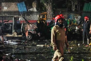 দিল্লিত বিস্ফোরণ, বিচ্ছিন্ন শরীর আর হাত পড়েছিল রাস্তায়