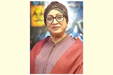 সুচন্দার দুঃখ