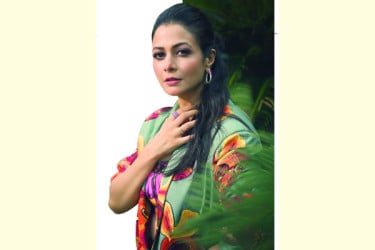 সম্পর্ক নিয়ে কোয়েল