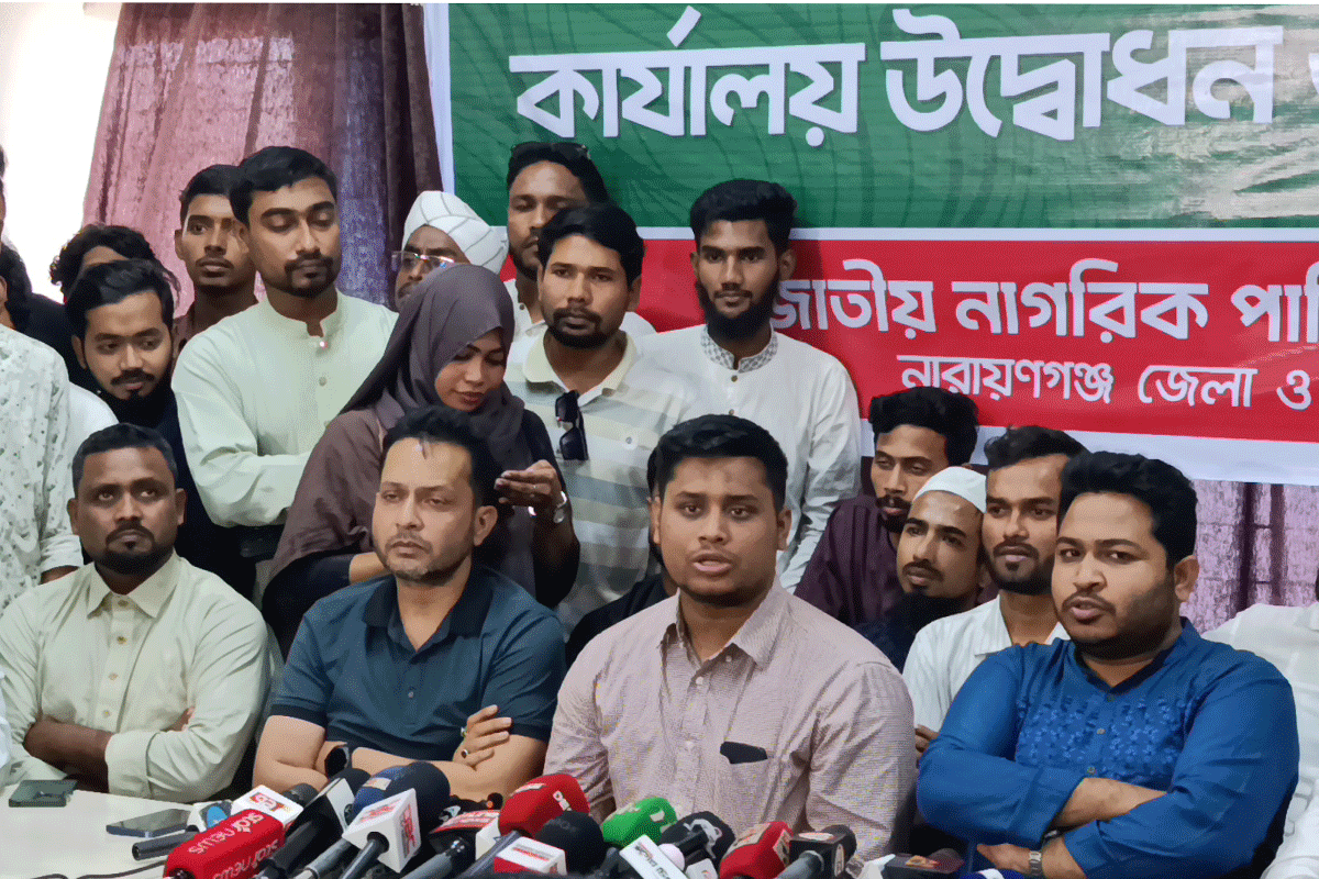 যারা সংস্কারের পক্ষে তাদের সঙ্গে জোট করতে পারি: হাসনাত আবদুল্লাহ