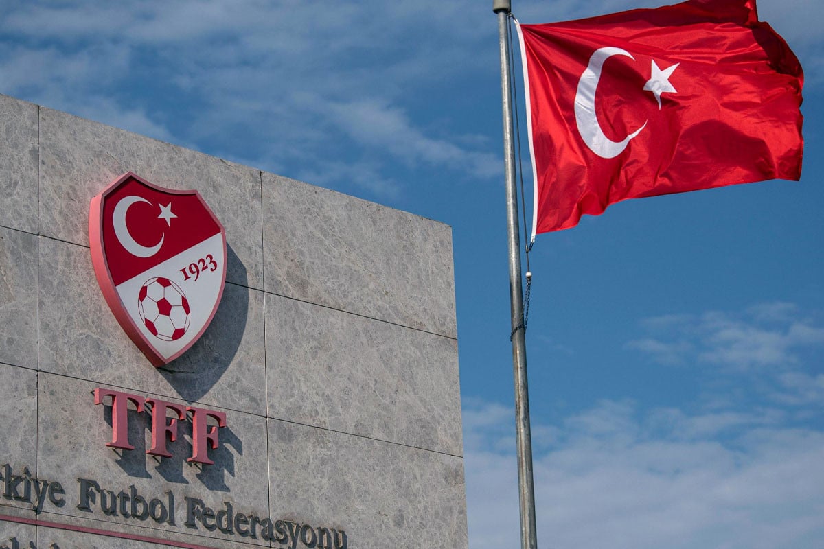 তুরস্ক ফুটবলে জুয়া কেলেঙ্কারি: গ্রেফতার ৮, নিষিদ্ধ ১,০২৪ ফুটবলার
