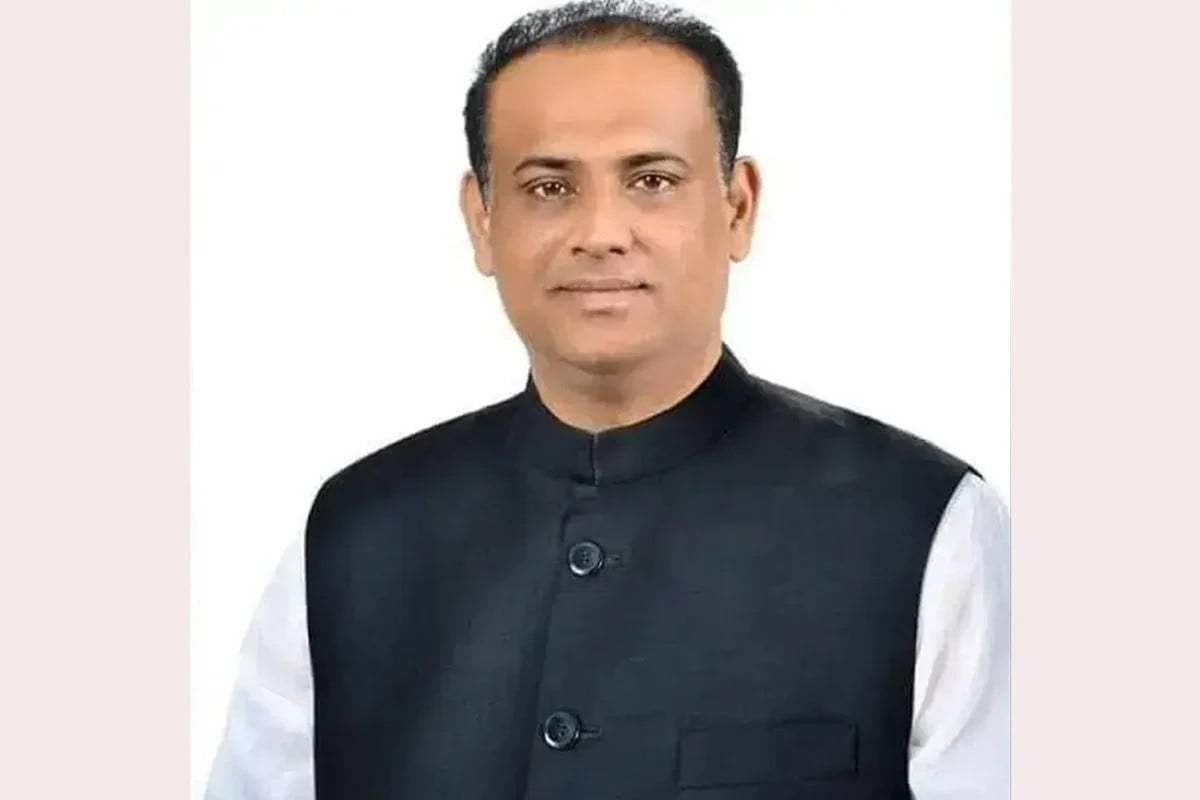 অর্থ আত্মসাৎ : সাবেক মন্ত্রী জাবেদসহ পরিবারের বিরুদ্ধে দুদকের ৪ মামলা