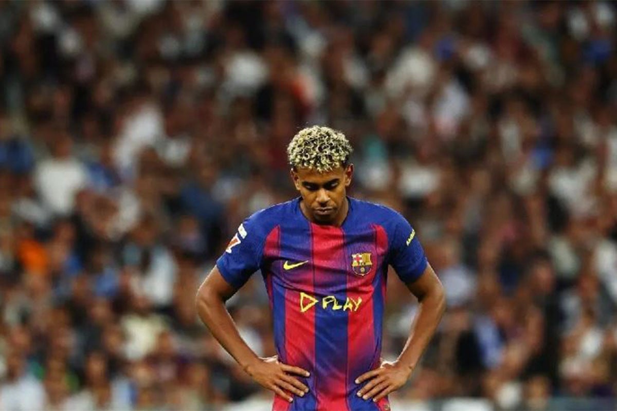 স্পেন দল থেকে ছিটকে গেলেন ইয়ামাল