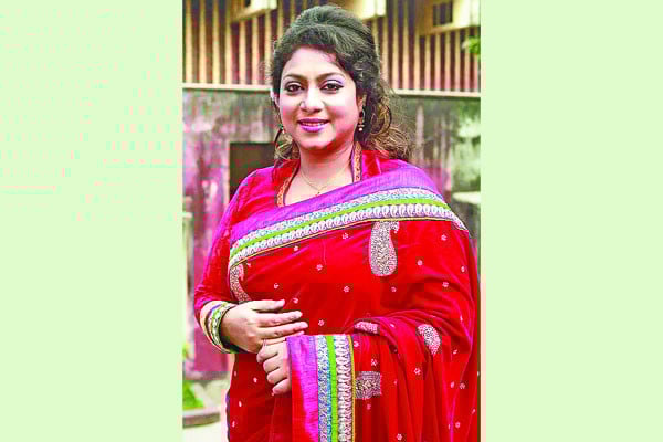 অপেশাদারিতে শাবনূর