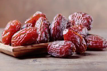 খালি পেটে খেজুর খাওয়ার উপকারিতা