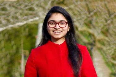 ঢাকা-৯ আসনে এনসিপির মনোনয়নপত্র কিনলেন তাসনিম জারা