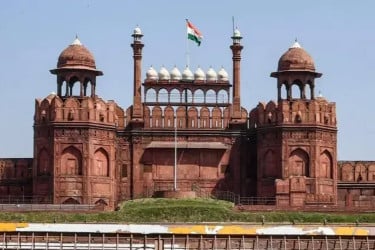 লাল কেল্লা তিন দিনের জন্য বন্ধ ঘোষণা