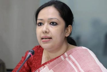 জোর করে ঐকমত্য চাপিয়ে দেওয়া যায় না : রুমিন ফারহানা