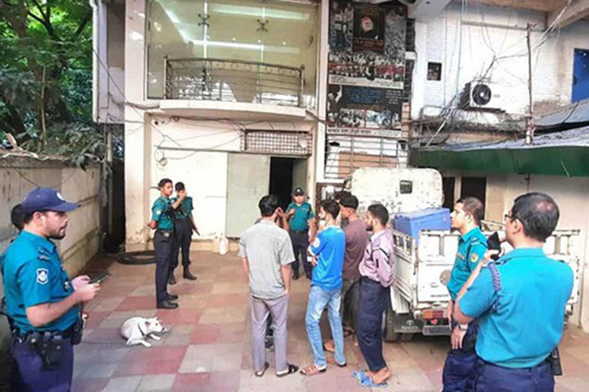 সাবেক শিক্ষামন্ত্রী নওফেলের বাসায় পুলিশের অভিযান, আটক ৭